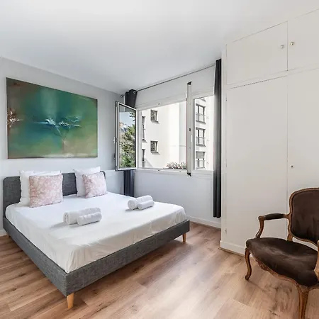 Apartment Spacious Fully Equipped 1-bedroom - Mobility Lease *