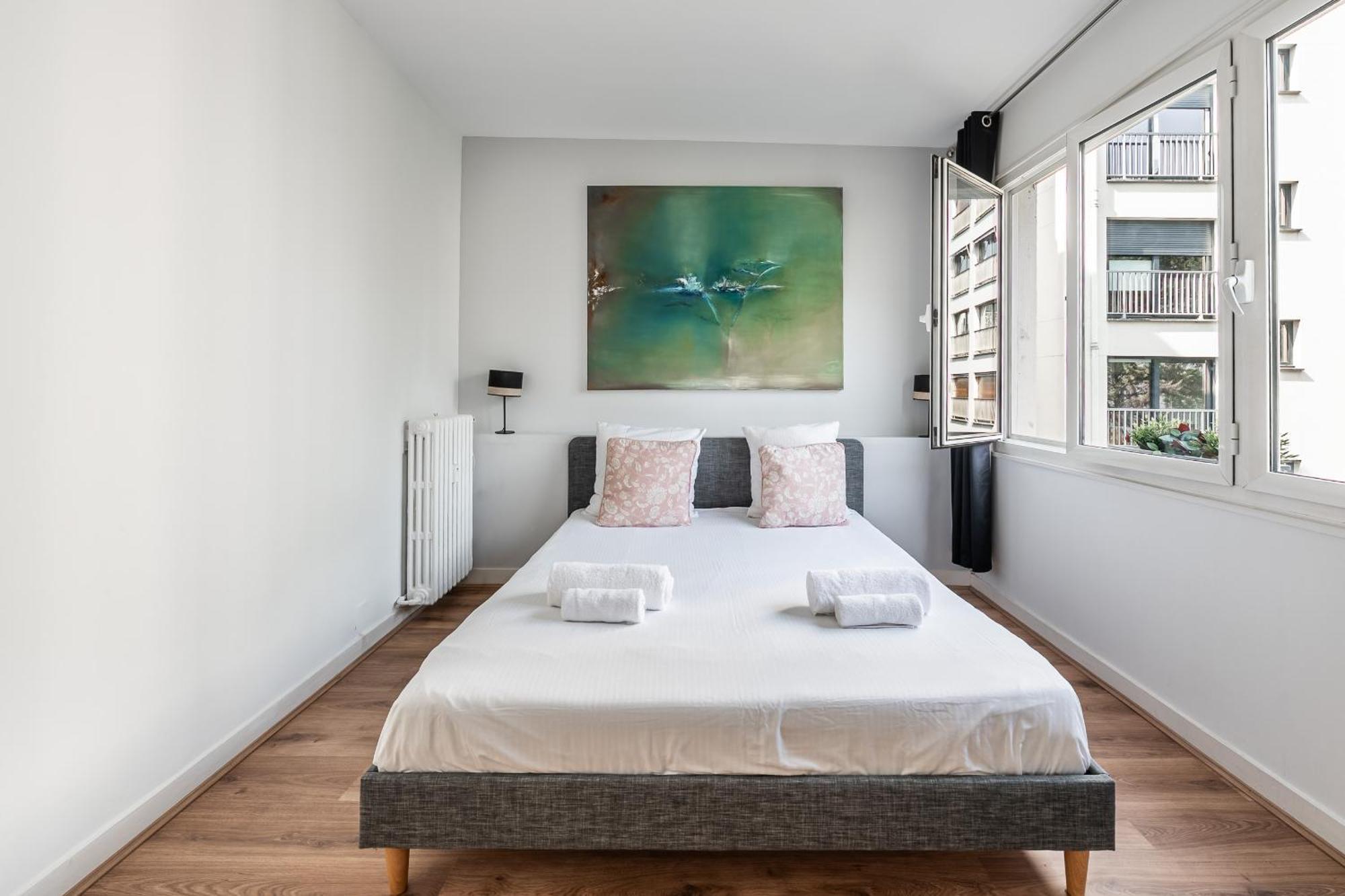 Spacious Fully Equipped 1-bedroom - Mobility Lease